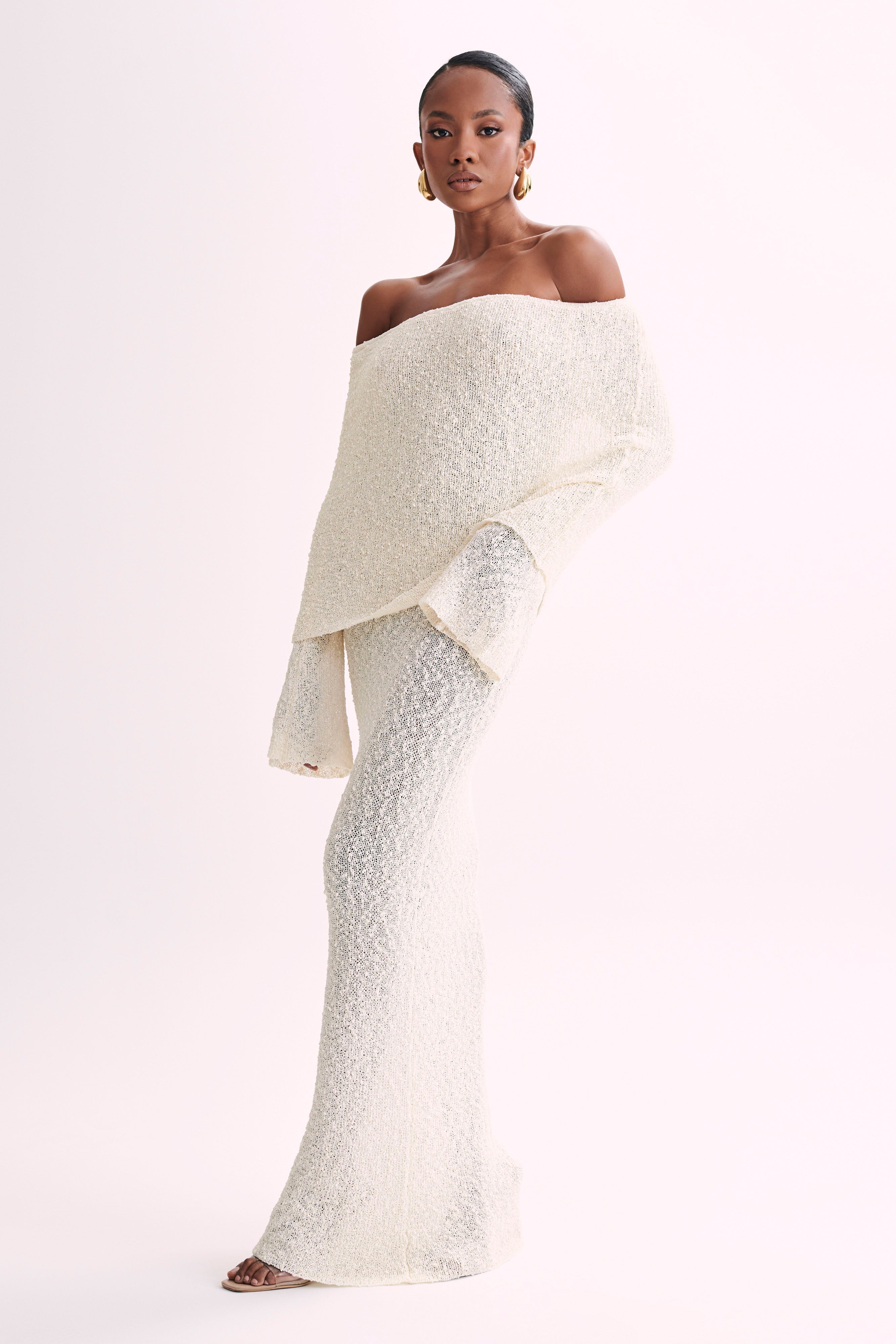 Marisol Off-Shoulder Jurk.