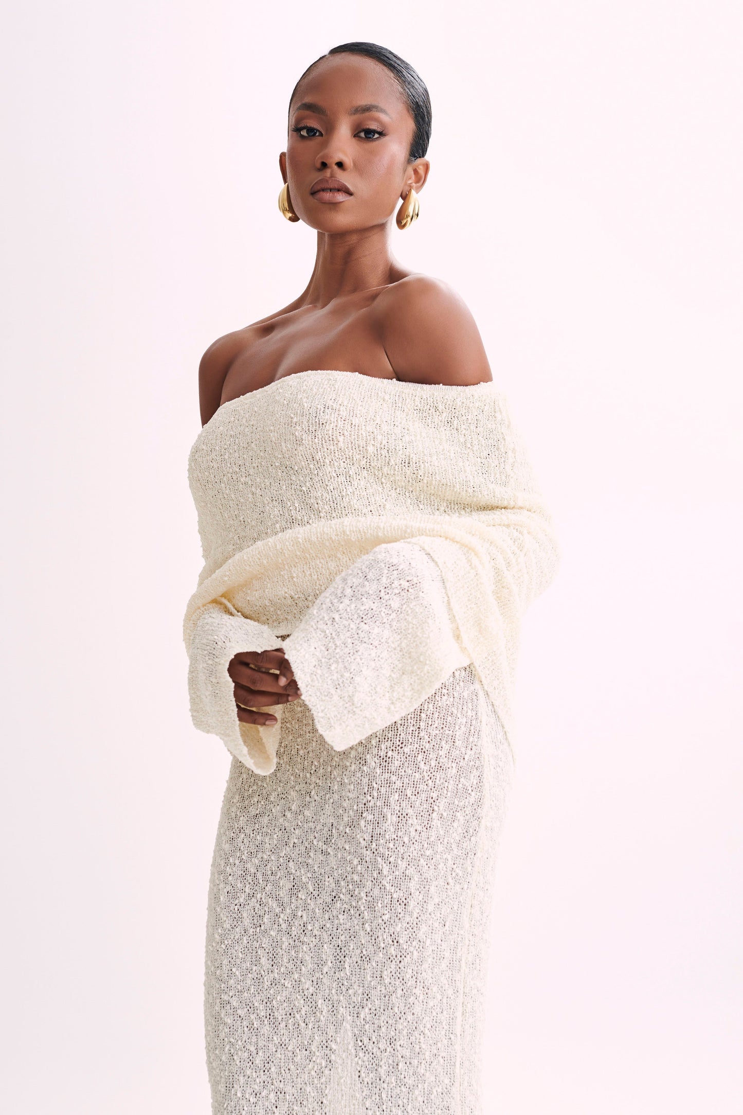 Marisol Off-Shoulder Jurk.